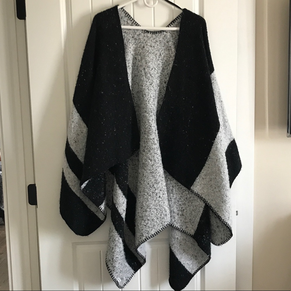 Kismet Reversible Poncho